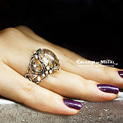 "Brunehilde" Серебряное кольцо с корундом