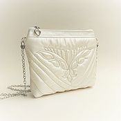 Свадебный салон handmade. Livemaster - original item White wedding clutch, handbag for the bride, white bag, 332. Handmade.