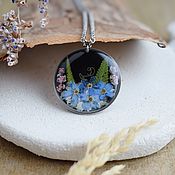 Украшения handmade. Livemaster - original item The pendant is made of resin with real flowers. Pendant with a summer meadow. Handmade.