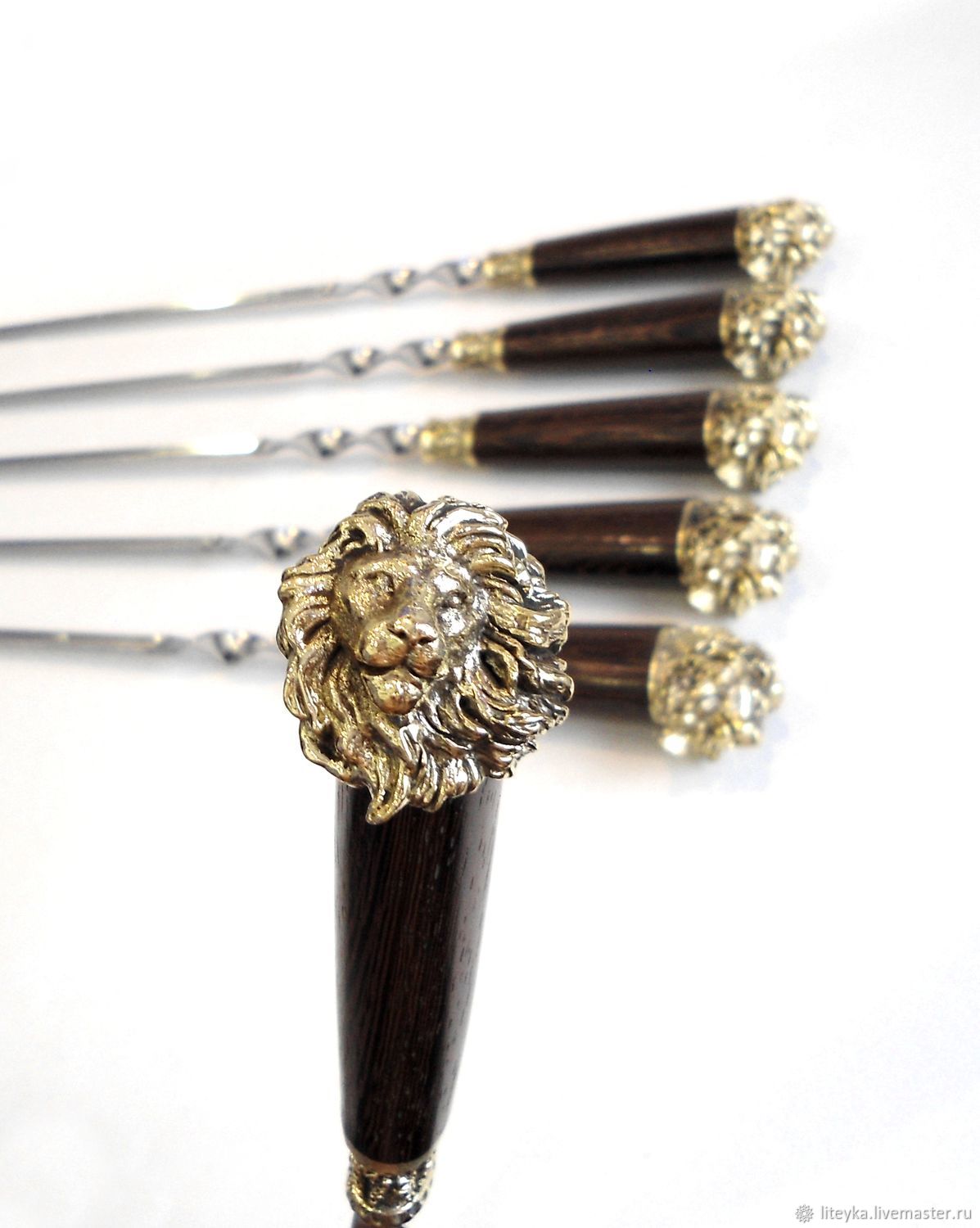 Шампура в подарок. Шампур с деревянной ручкой. Шампура «лев». Шампуры львы. Шампуры львы.