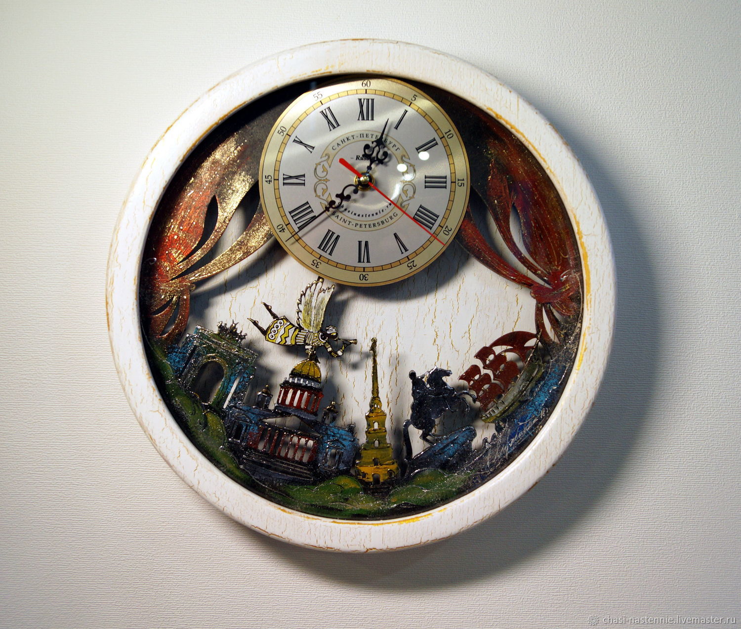 Petersburg. Vintage, original wall clock-pendulum made of wood, Interior elements, St. Petersburg,  Фото №1