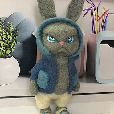 Куклы и игрушки ручной работы. Ярмарка Мастеров - ручная работа Заяц. Войлочная игрушка.. Handmade.