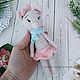 Вязаная мышка ручной работы девочка бежевая в розовом. Мягкие игрушки. Ольга Ткаченко (Амигурушка). Ярмарка Мастеров.  Фото №5