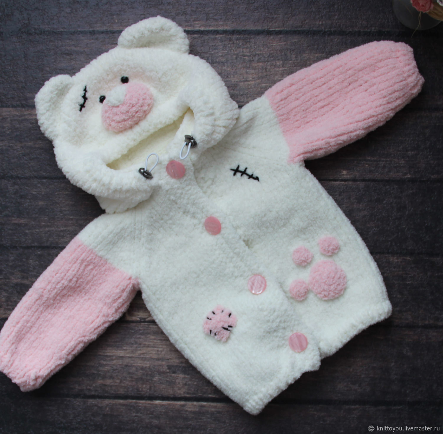 Плед из ализе софти. Вязаные игрушки для новорожденных. Свитер из пряжи долфин беби. Мишка ализе софти. Вязаные изделия из плюшевой пряжи.