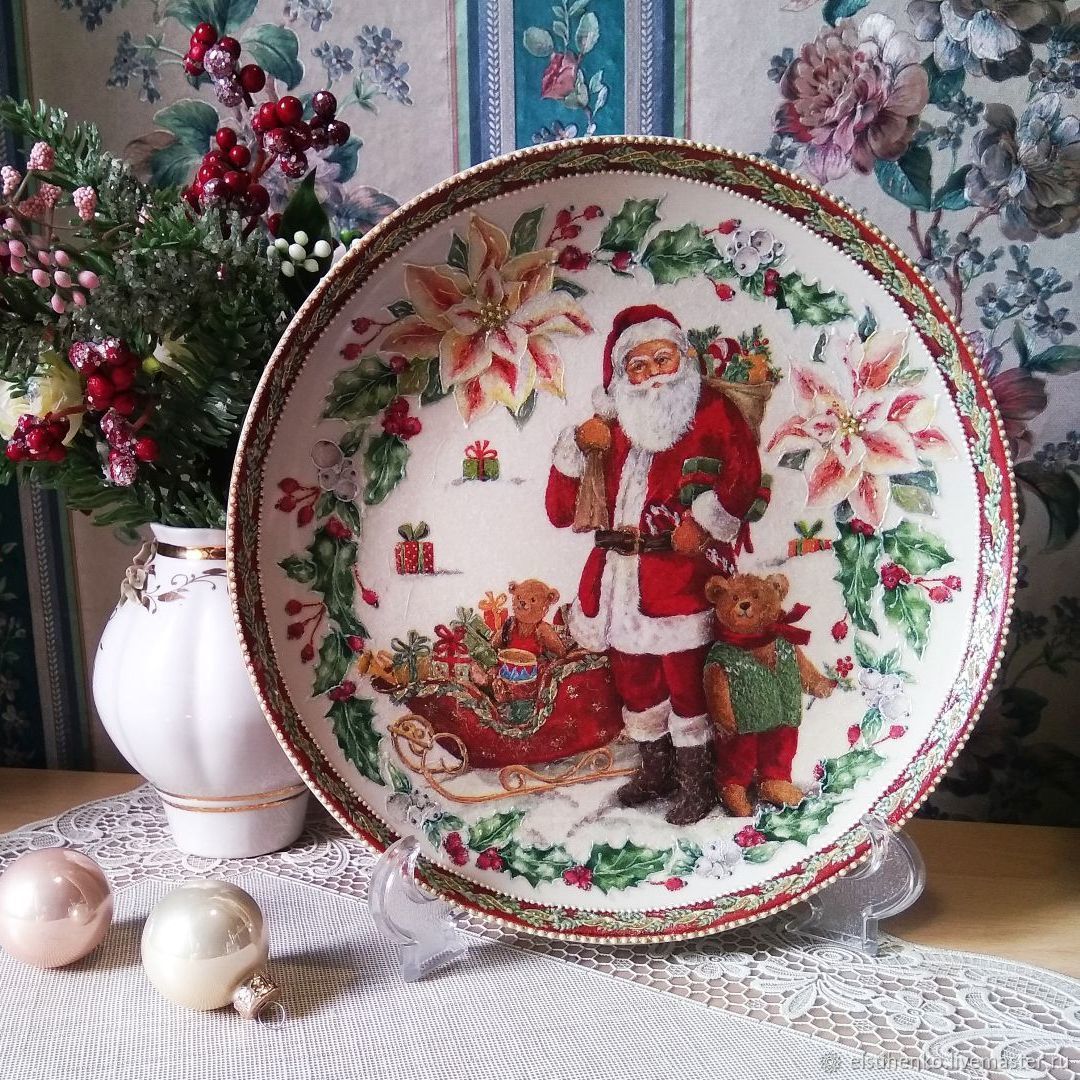 Тарелка для оформления новогодней сервировки Рождественская сказка диаметр 33 см арт. 106-611