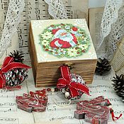 Сувениры и подарки handmade. Livemaster - original item Christmas box with Christmas tree toys Santa Claus. Handmade.