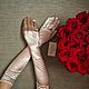 Свадебные перчатки атласные выше локтя шампань. Перчатки свадебные. Romantic Wedding. Интернет-магазин Ярмарка Мастеров.  Фото №2