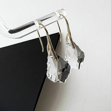 Винтаж ручной работы. Ярмарка Мастеров - ручная работа Винтаж: Universal purity. Серьги Swarovski (Австрия) Барокко. Handmade.