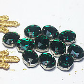 Материалы для творчества handmade. Livemaster - original item Rhinestones oval 10/8 mm Green Emerald in a frame. Handmade.