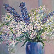 Oil painting of lilacs, a bouquet of lilacs on canvas, picture in a frame