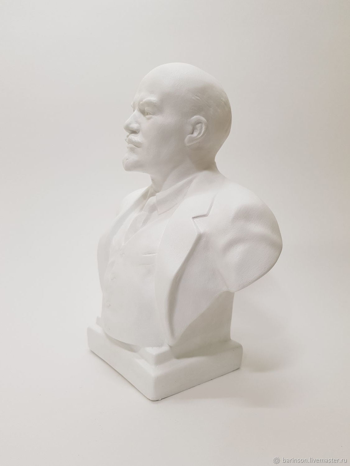 Бюст ленина картинки
