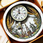 Для дома и интерьера handmade. Livemaster - original item City of Moscow unusual clock on the wall in a gift box made of wood. Handmade.