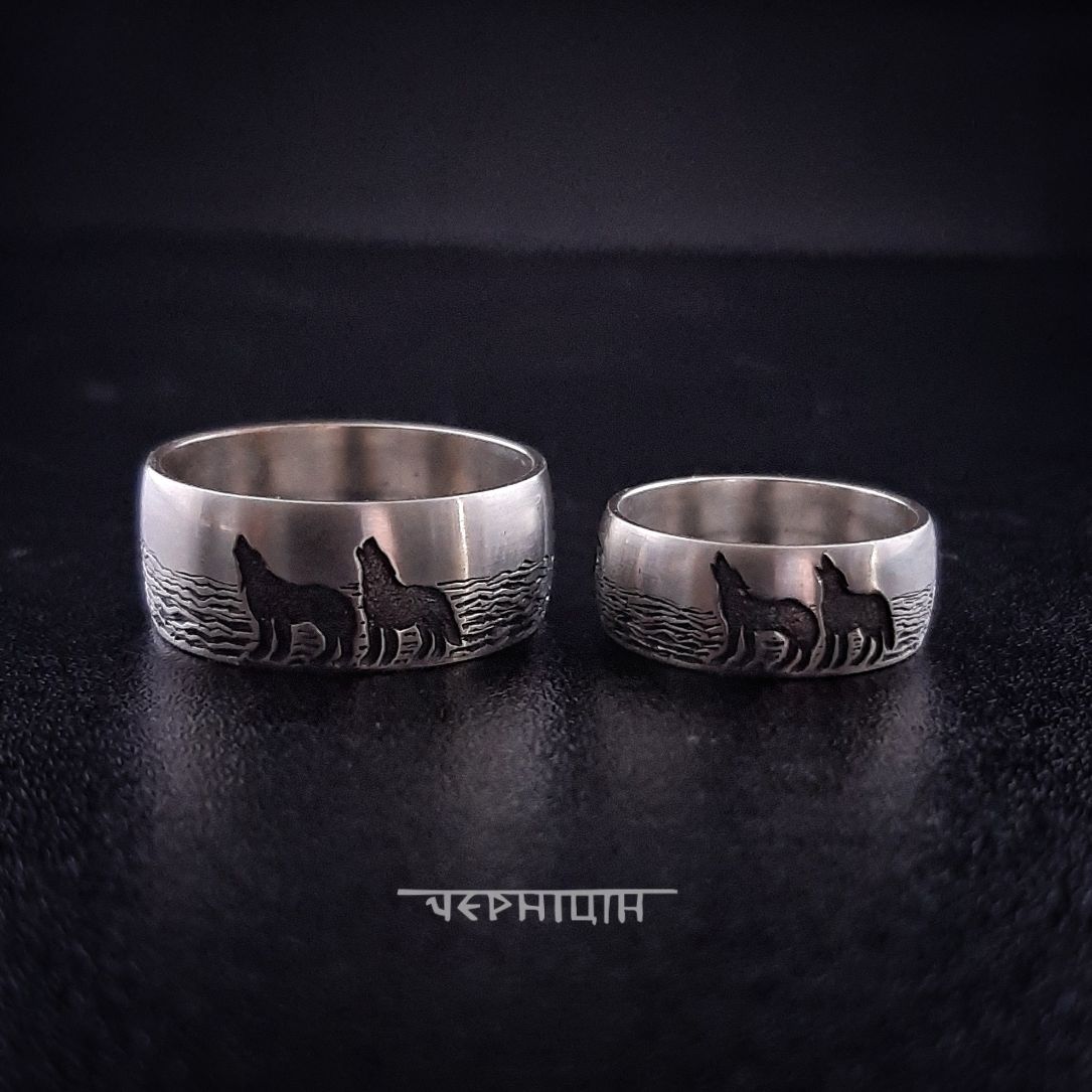 Обручальные кольца с волками