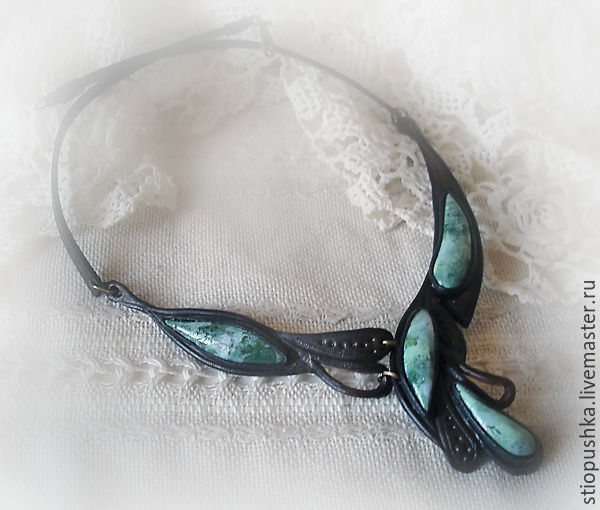 Колье кожаное Летняя зелень – купить в интернет-магазине на Ярмарке ...