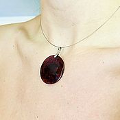 Украшения handmade. Livemaster - original item Amber pendant circle 35 mm, natural amber, dark cherry. Handmade.