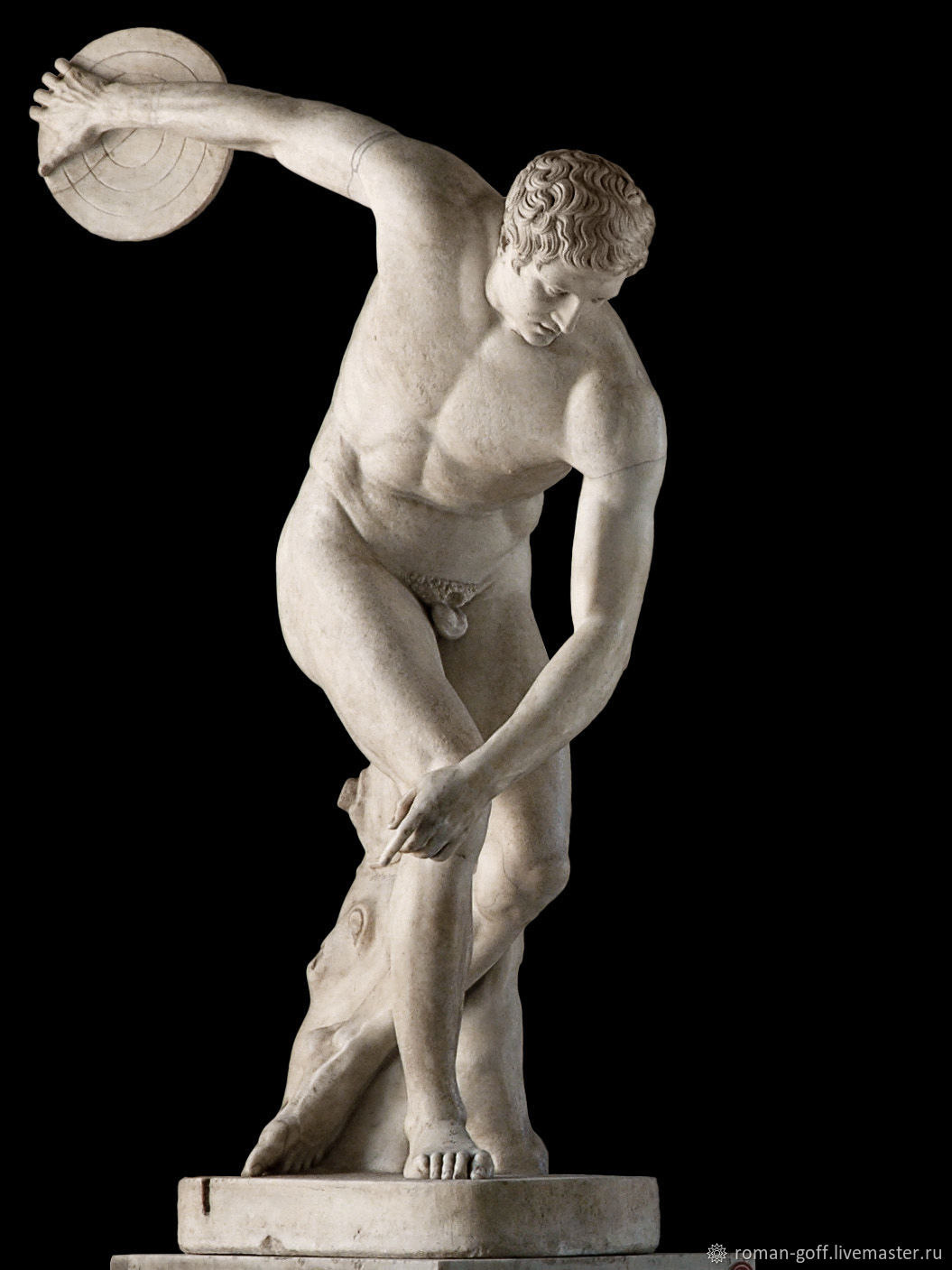 Произведение мирона. Дискобол Микеланджело. Дискобол скульптура древней Греции.
