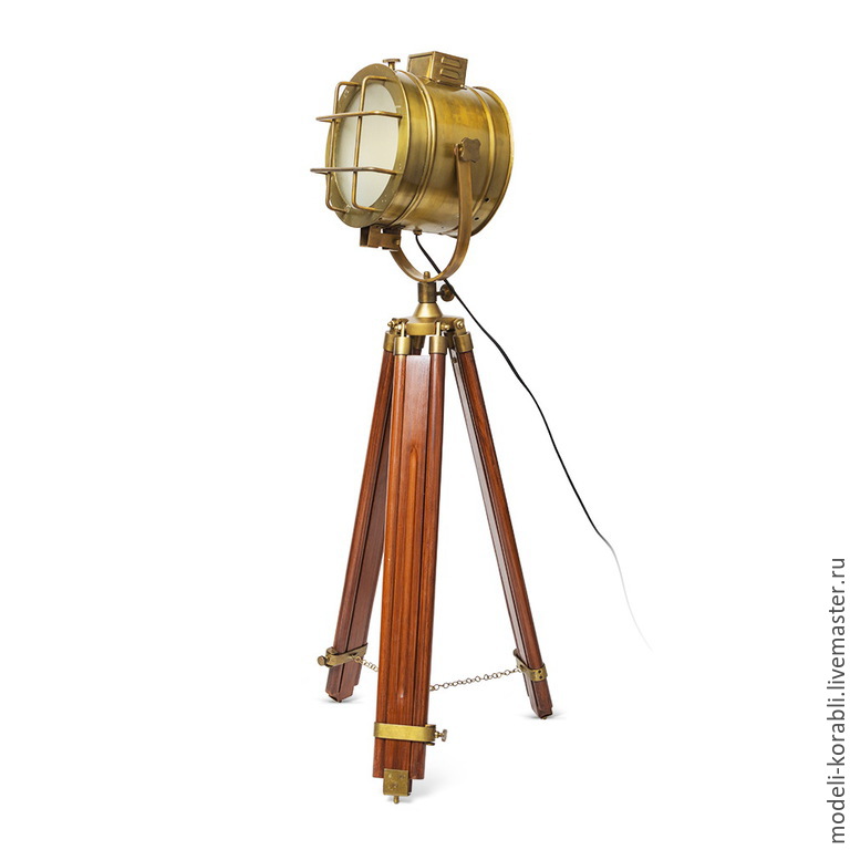 Сигнальные прожекторы. Морской сигнальный прожектор. Прожектор судовой francis searchlights. Прожектор судовой мсп-л45/2. Морской сигнальный прожектор мсп-45к.