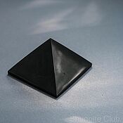 Сувениры и подарки handmade. Livemaster - original item Pyramid of shungite polished 5 cm amulet, home decor. Handmade.