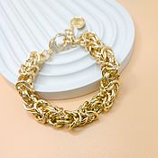 Bracelet made of cotton pearls, ametrine and quartz