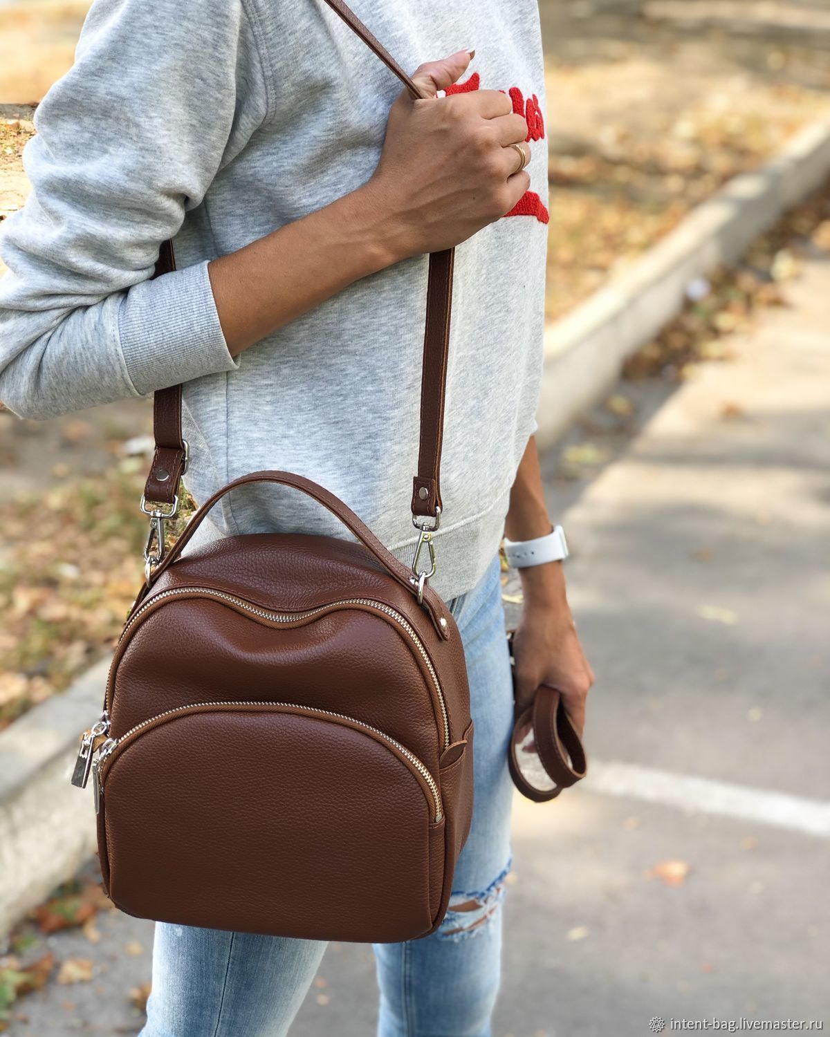 Модный женский рюкзак