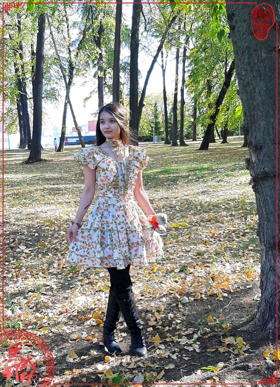 Лолитки в лесу 