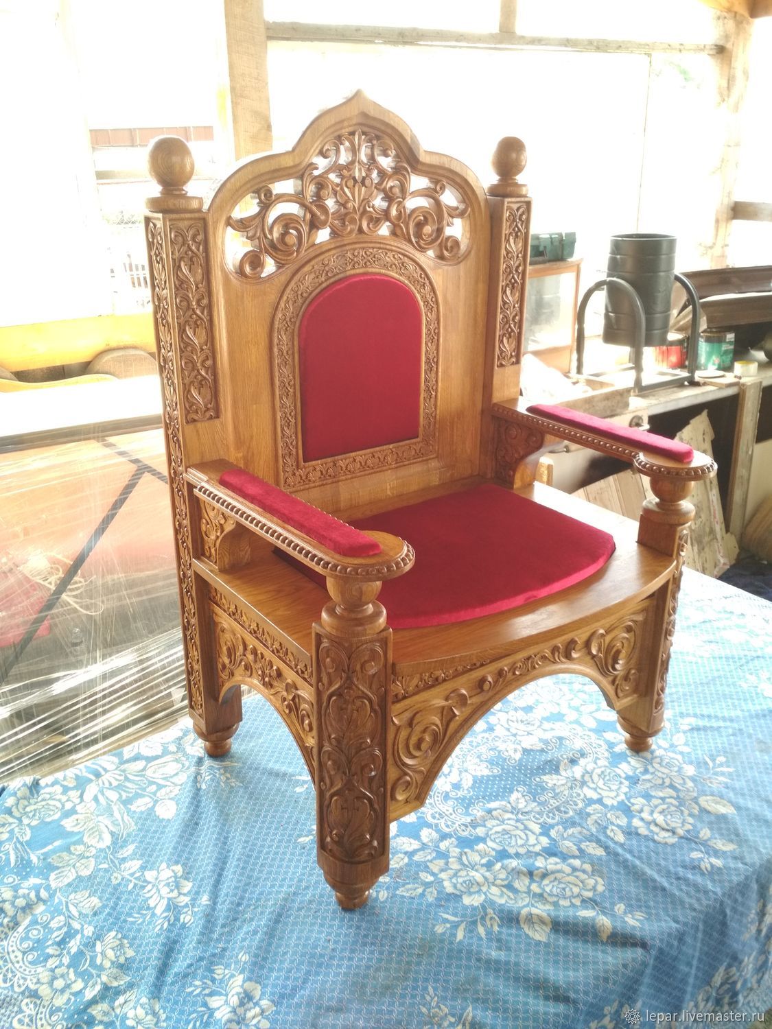Архиерейский трон