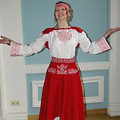 Платье льняное в Русском стиле с вышивкой