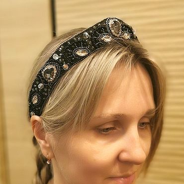Украшения ручной работы. Ярмарка Мастеров - ручная работа Колье, кокошник со стразами. Handmade.