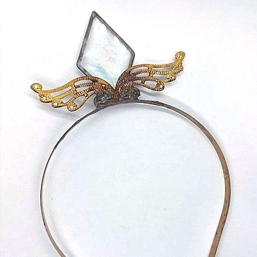 Корона из витражного стекла "Фея Драже". SECRETGLASS by Lika (Lombric_brand). Украшения ручной работы - Ярмарка Мастеров Украшения ручной работы. Ярмарка Мастеров - ручная работа Корона из витражного стекла "Фея Драже". Handmade.