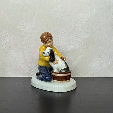 Винтаж ручной работы. Ярмарка Мастеров - ручная работа Винтаж: Статуэтка Royal Doulton  HN2967 Пожалуйста, не двигайся. Handmade.