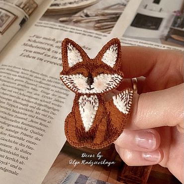 Украшения ручной работы. Ярмарка Мастеров - ручная работа Брошь “Fox”. Handmade.