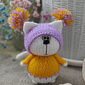 Куклы и игрушки handmade. Livemaster - original item Knitted cat in a hat. Handmade.