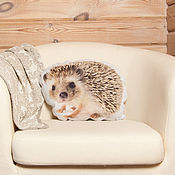 Котенок. Декоративная подушка из натуральной льняной ткани с котенком