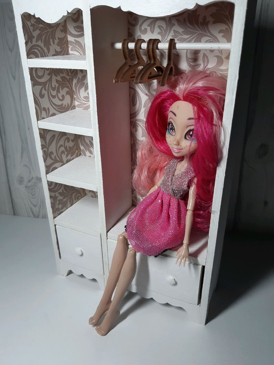 Шкаф для кукол из линеек