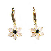 Украшения handmade. Livemaster - original item Flower earrings with quartz and onyx, flower earrings. Handmade.