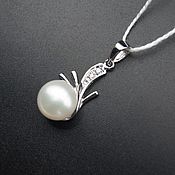 Украшения handmade. Livemaster - original item Silver pendant with white pearl 9 mm. Handmade.