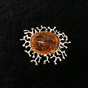 Кольцо из серебра с королевским янтарем