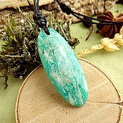 Ruby in fuchsite and kyanite