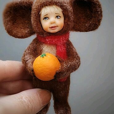 Куклы и игрушки ручной работы. Ярмарка Мастеров - ручная работа Ёлочные игрушки, Чебурашка, брелок на зеркало в машину. Handmade.