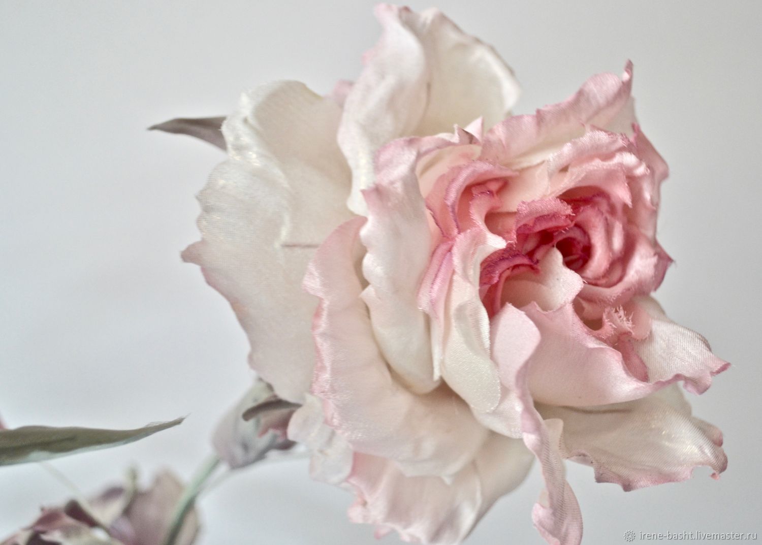 Искусственные цветы Розы с листом, шелк, 8 расцветок, 100 мм