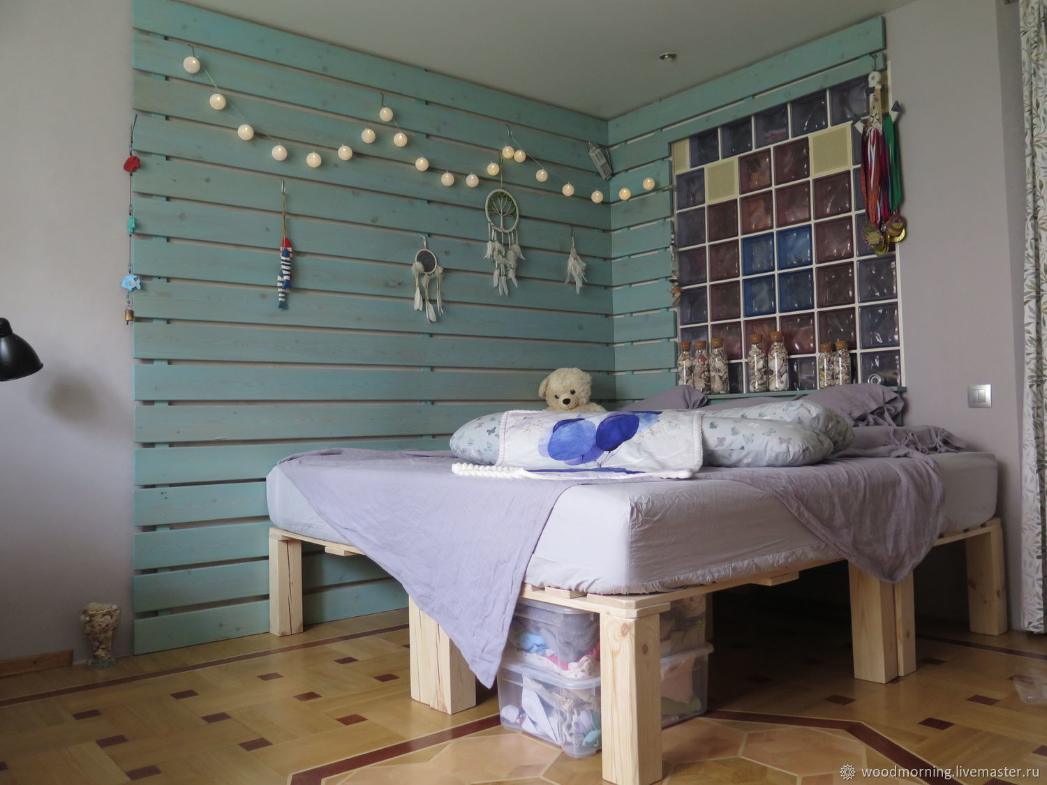 Кровать из поддонов с подсветкой: необычная мебель своими руками (25 фото)