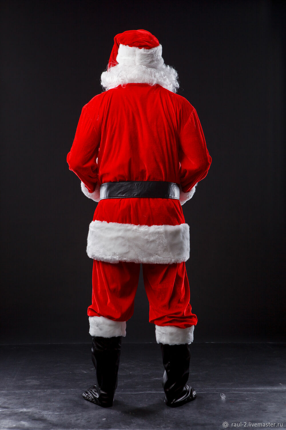 Прокаты костюмов новогодних. Санта. Санта спиной. Традиционный костюм Санты Клауса.