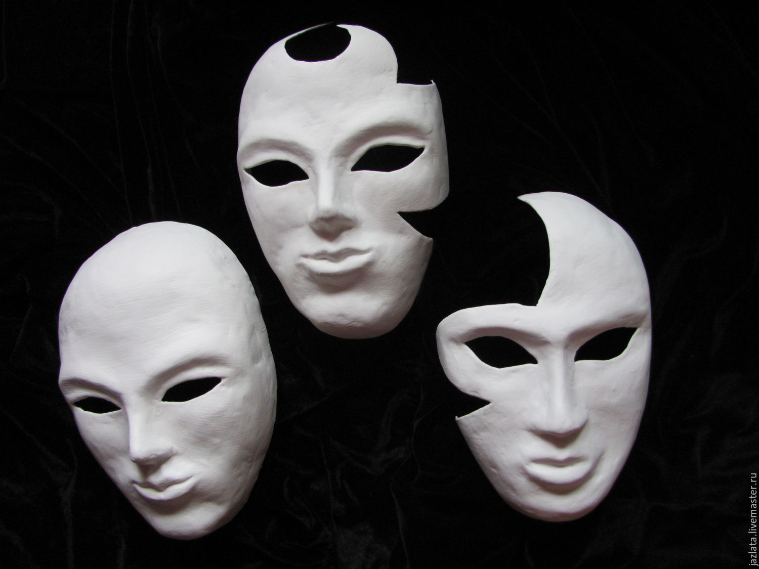 Белая театральная маска. Декоративные маски. Маска болванка. Театральные маски. Заготовка для маски.