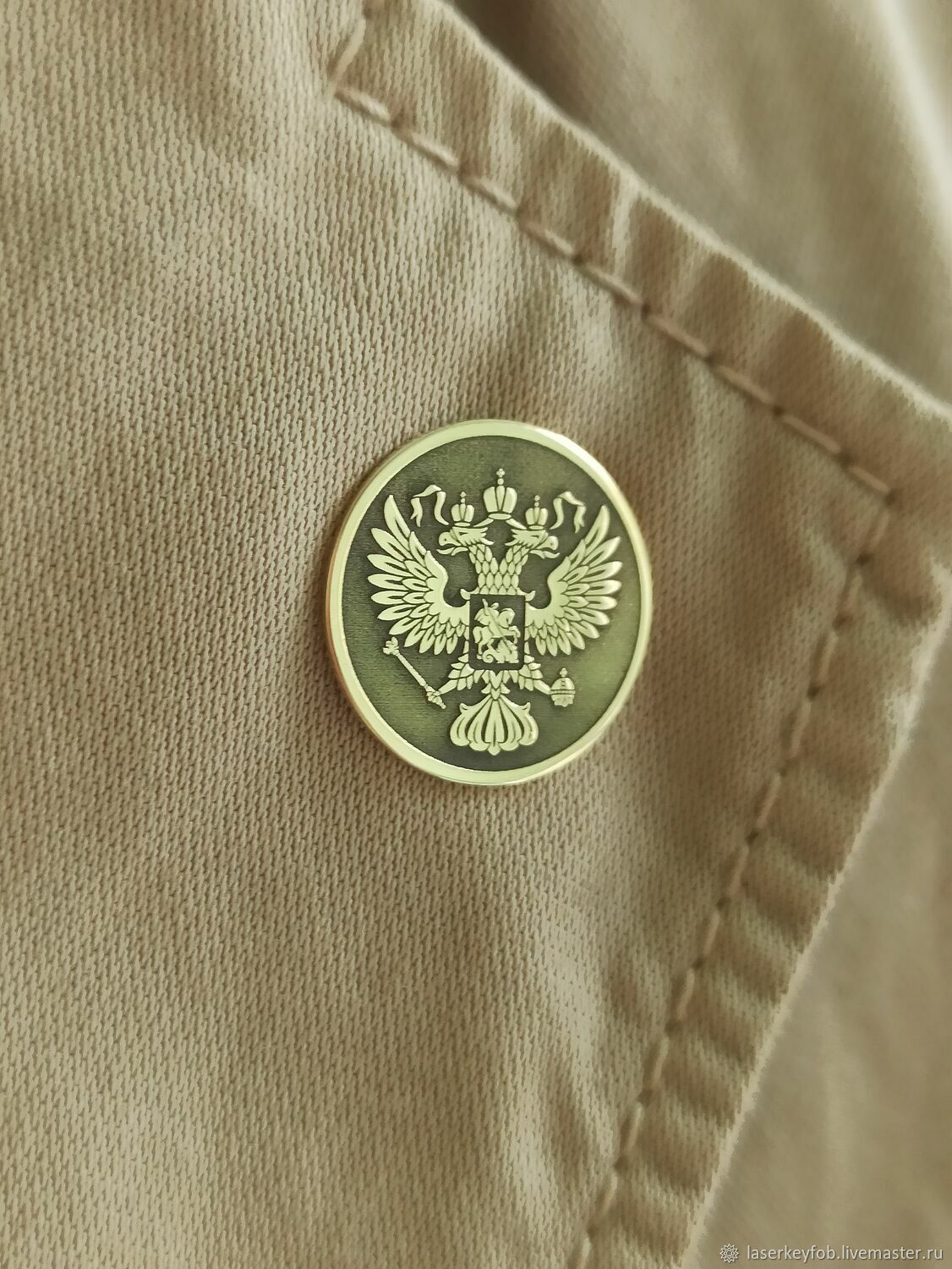 Значок на пиджак "Герб России" – купить онлайн на Ярмарке Мастеров ...