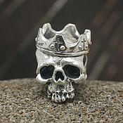 Украшения handmade. Livemaster - original item Crowned skull charm. Handmade.