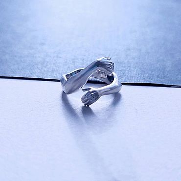 Украшения ручной работы. Ярмарка Мастеров - ручная работа Оригинальное Кольцо из серебра Любимые руки. Handmade.