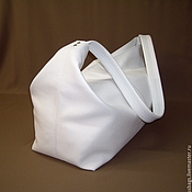 Мягкая сумка с драпировкой из натуральной кожи. Белый, коричневый