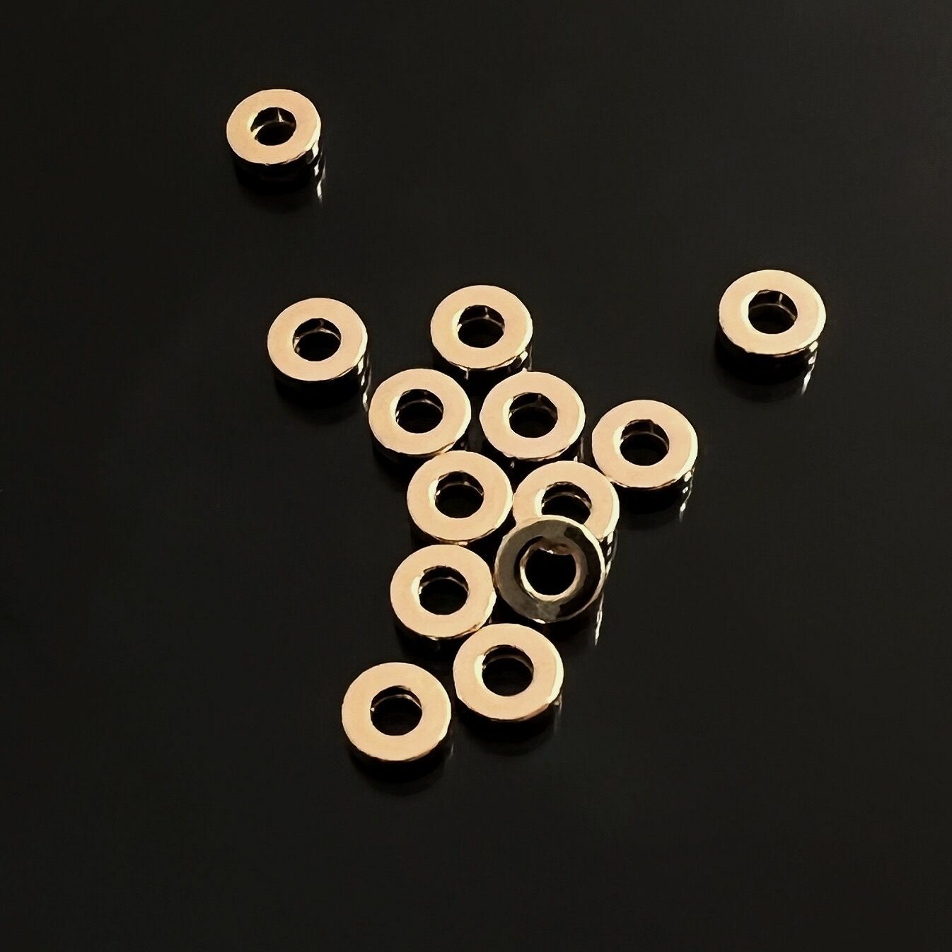 Го 2 бус южно. Бусины корея. Схема автобусов южно сахалинск. Шины 15 спринтер. Go2bus приложение.