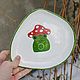 Curved plate ≈ 20 cm with a pattern of Toads frogs green toad fly agaric. Plates. DASHA LEPIT | Ceramic tableware (dashalepit). My Livemaster. Фото №5