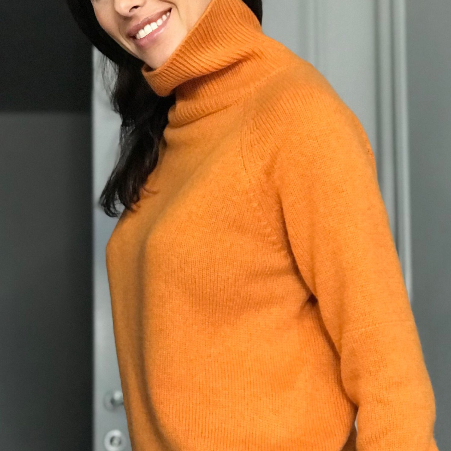 Вязаный женский свитер кашемир в интернет-магазине на Ярмарке Мастеров. 